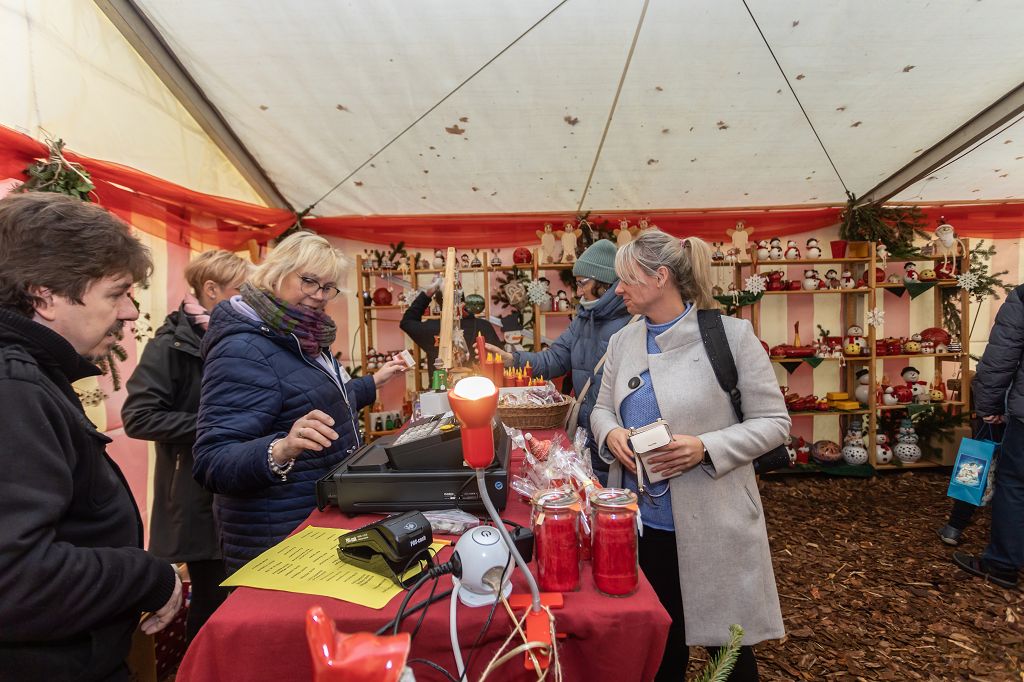 k Adventsmarkt 15 von 55