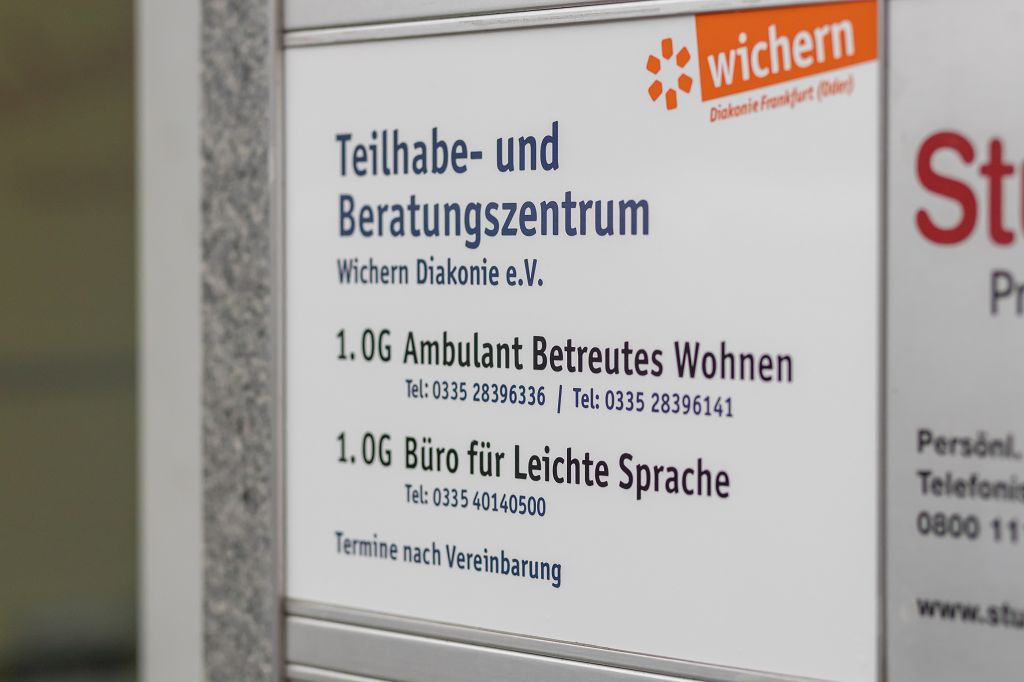 k Neues Büro 8 von 8